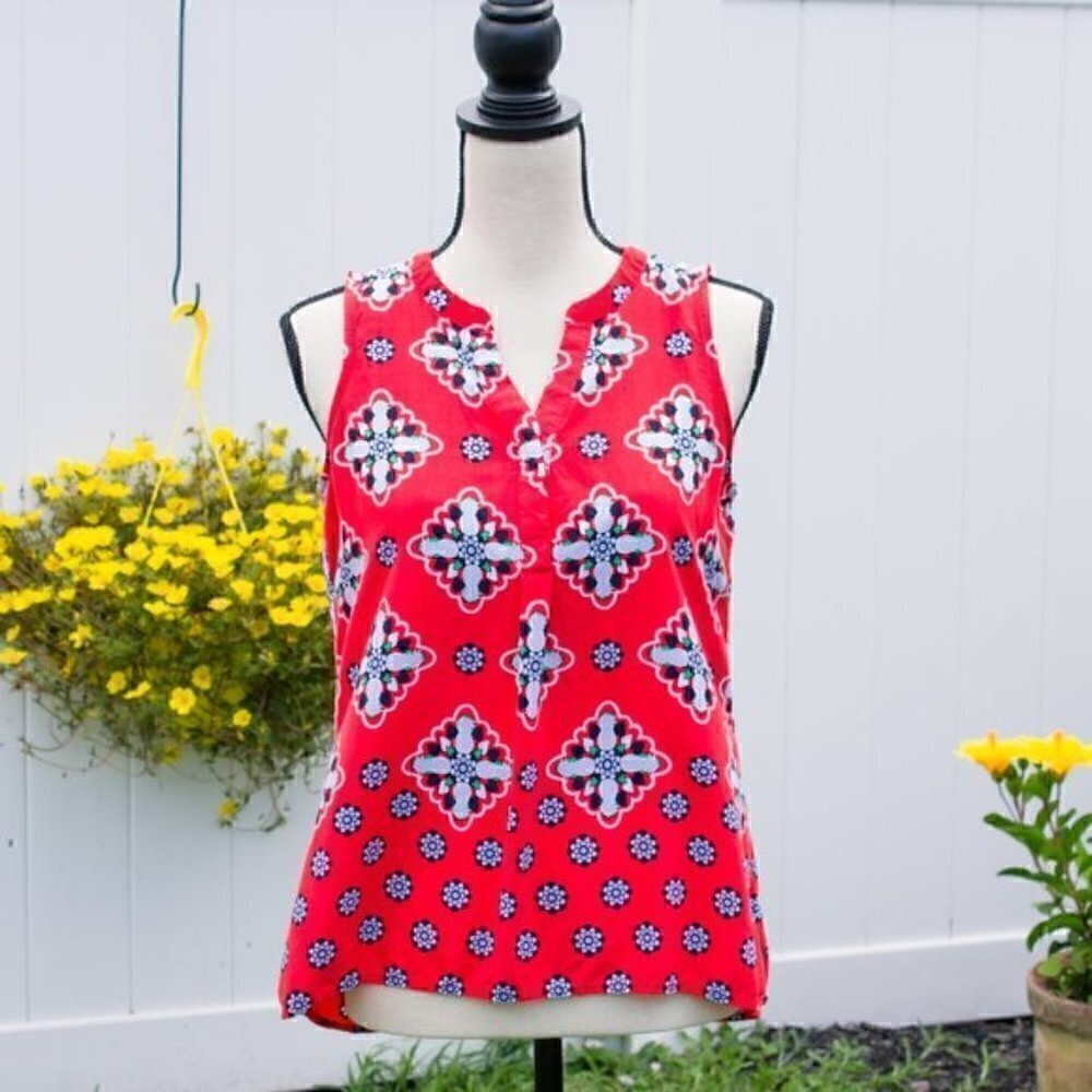 Crown & Ivy Sleeveless Tank - Petite Medium